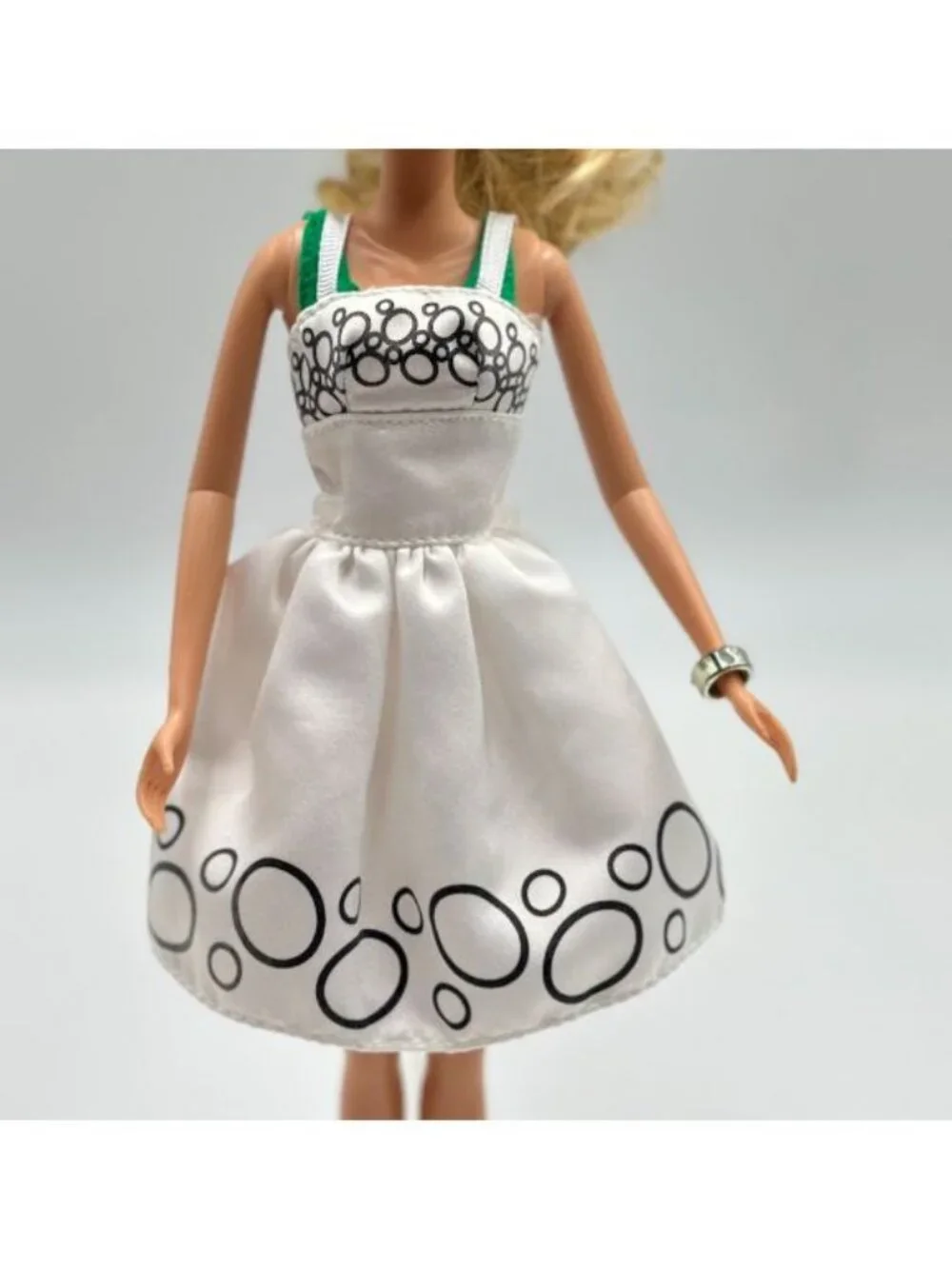 2008 Hannah Montana Fashion Moves Doll JAKKS Disney + Extra Miley Fashion Dress